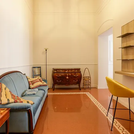 Via Tommaso Caravita 6 Apartment *