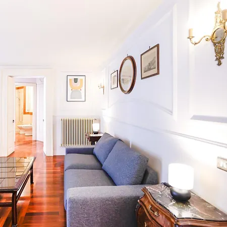 Via Tommaso Caravita 6 * Naples