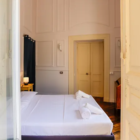 Apartment Via Tommaso Caravita 6 *