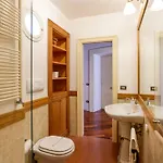 Appartement Via Tommaso Caravita 6 Napels