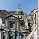 Via Tommaso Caravita 6 Appartement Napels