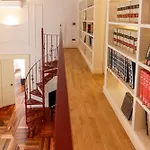 Via Tommaso Caravita 6 Appartement Napels