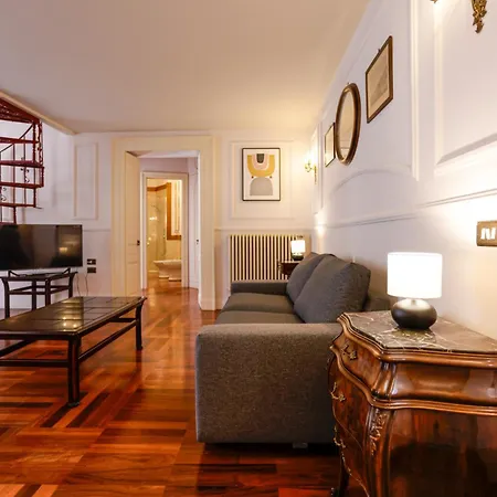 Via Tommaso Caravita 6 Apartmán Neapol