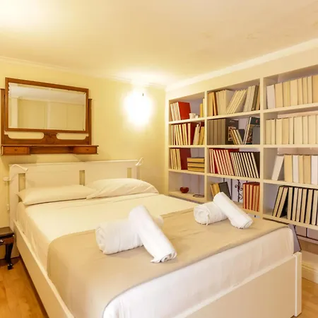Apartmán Via Tommaso Caravita 6 Neapol