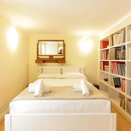 Via Tommaso Caravita 6 Apartmán Neapol